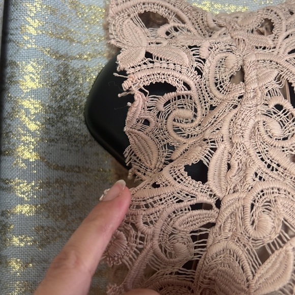 Zara Women’s Blush Pink Guipure Lace Knee Length Dress Size S - Picture 16 of 17